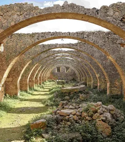 Apokoronas Mountokalis Transfers Chania Crete 420x480 1